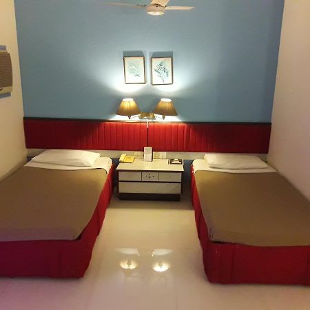 בהבנגאר Hotel Bluehill מראה חיצוני תמונה