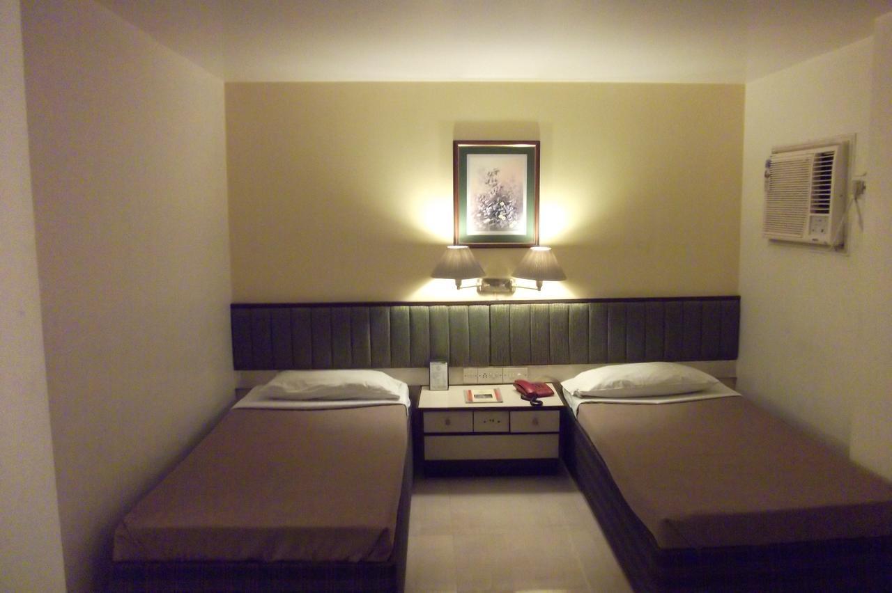 בהבנגאר Hotel Bluehill מראה חיצוני תמונה