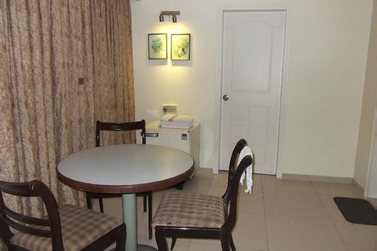 בהבנגאר Hotel Bluehill מראה חיצוני תמונה