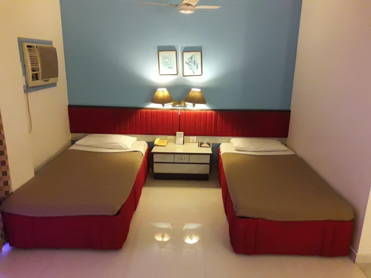 בהבנגאר Hotel Bluehill מראה חיצוני תמונה
